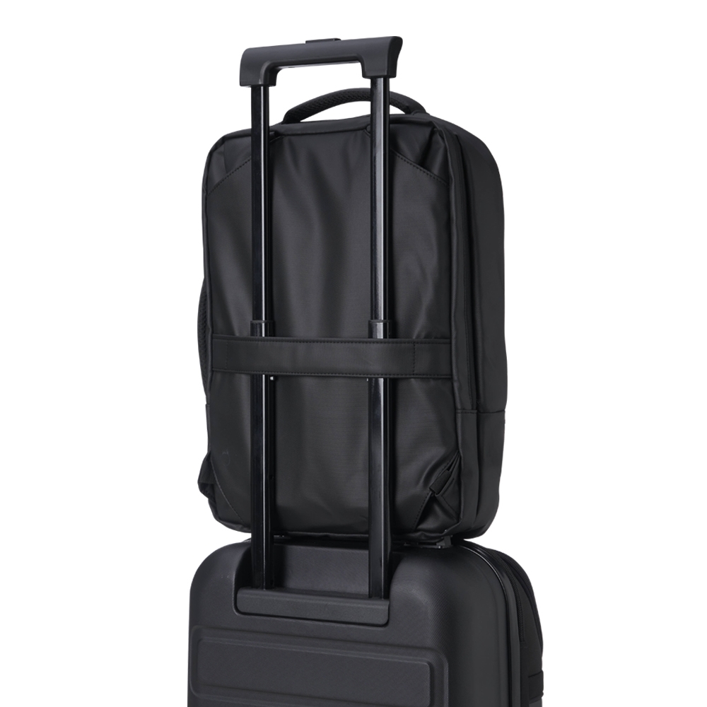 Mochila Couro Sintético USB 17 Litros - Imagem 8