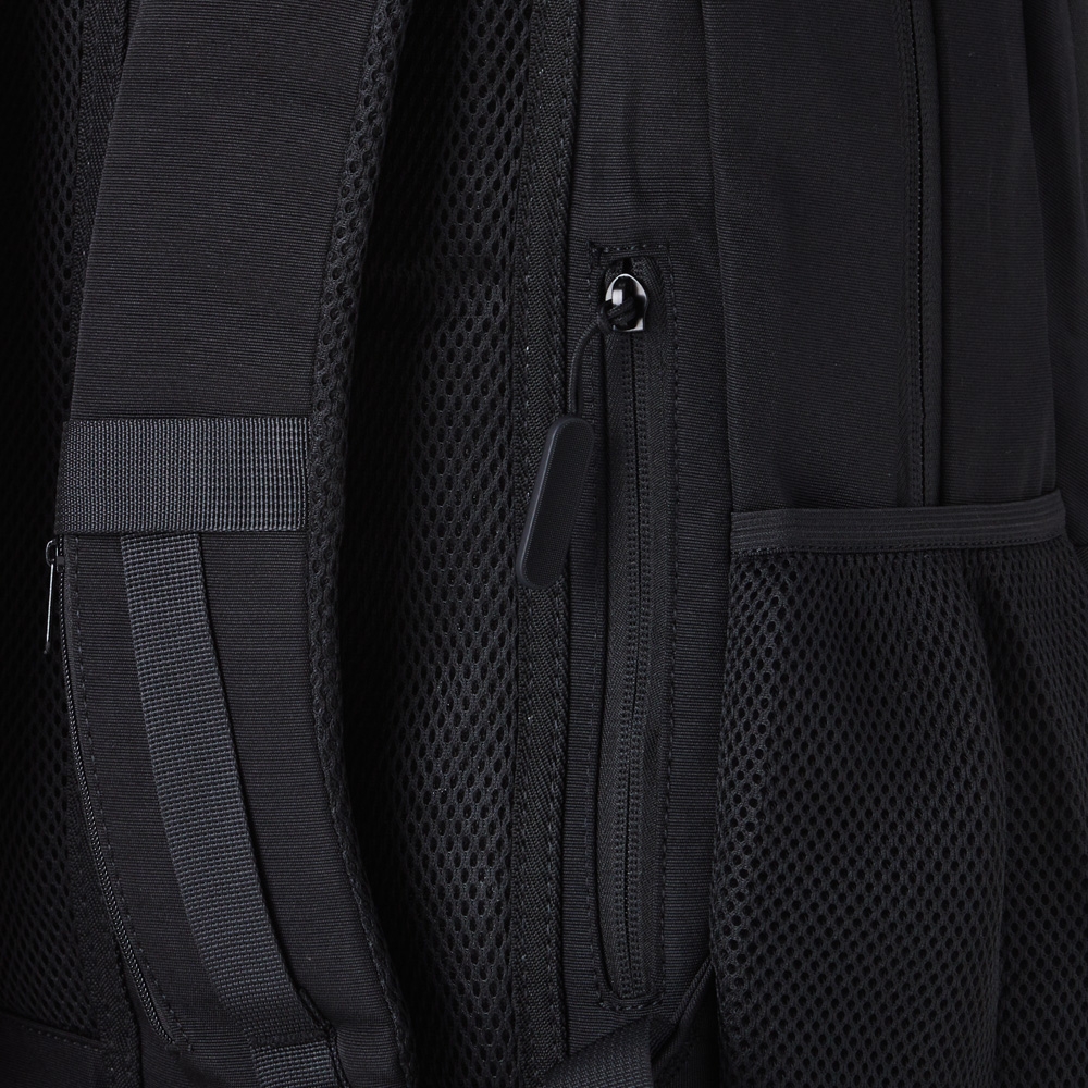 Mochila de Poliéster USB 30 Litros - Imagem 5